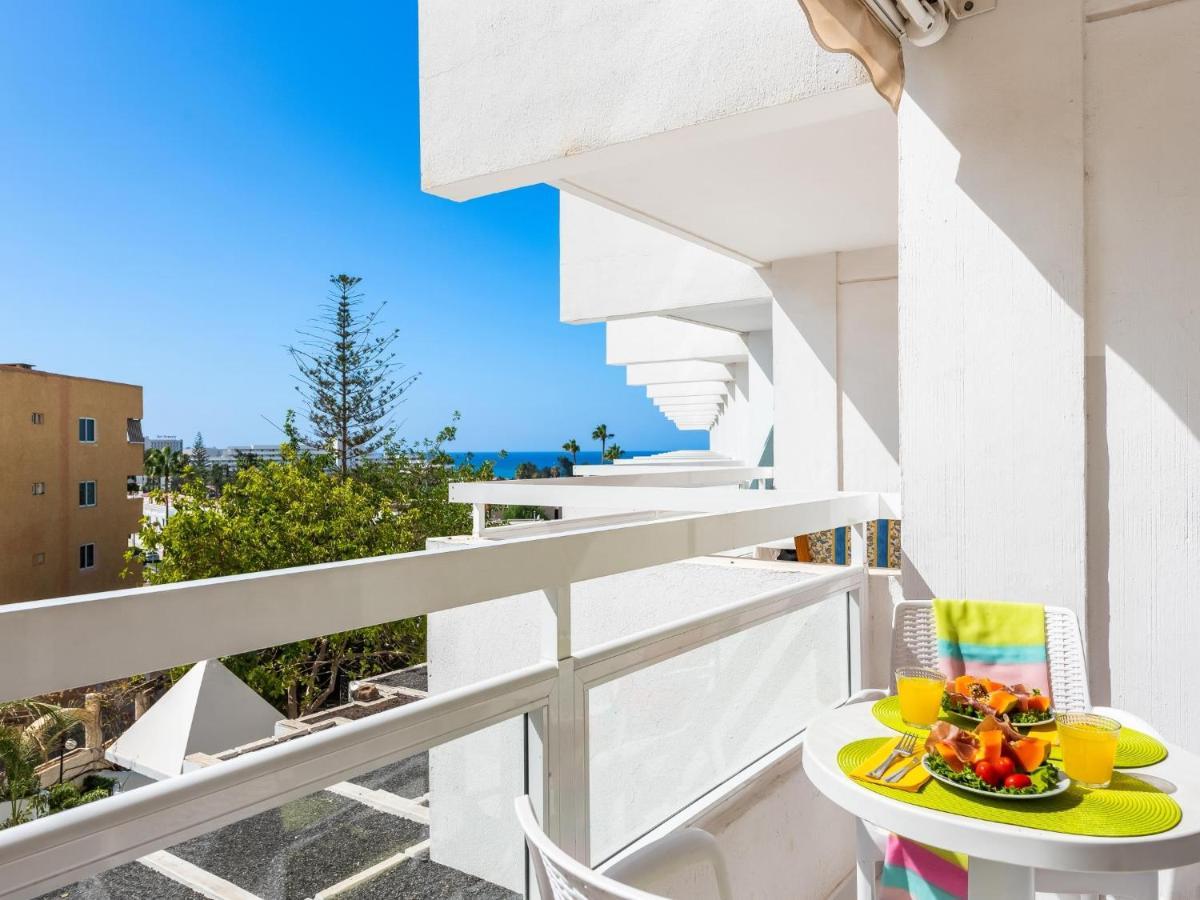 302 Modern, Light, Comfortable With Swimming Pool *